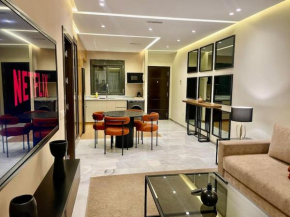Coastal Elegance - Stylish Suite and Beach Walk